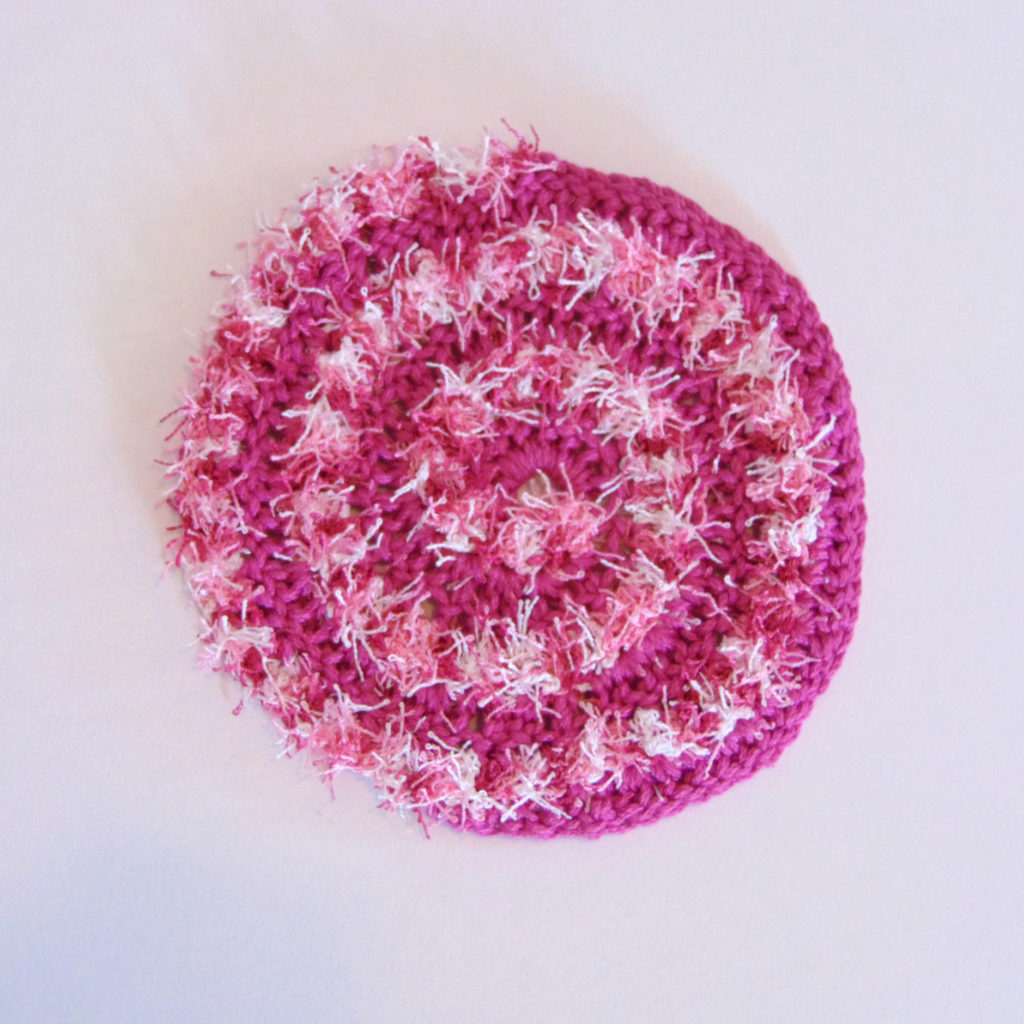 Summer Spiral Scrubber a free crochet pattern by www.CityFarmhouseStudio.com