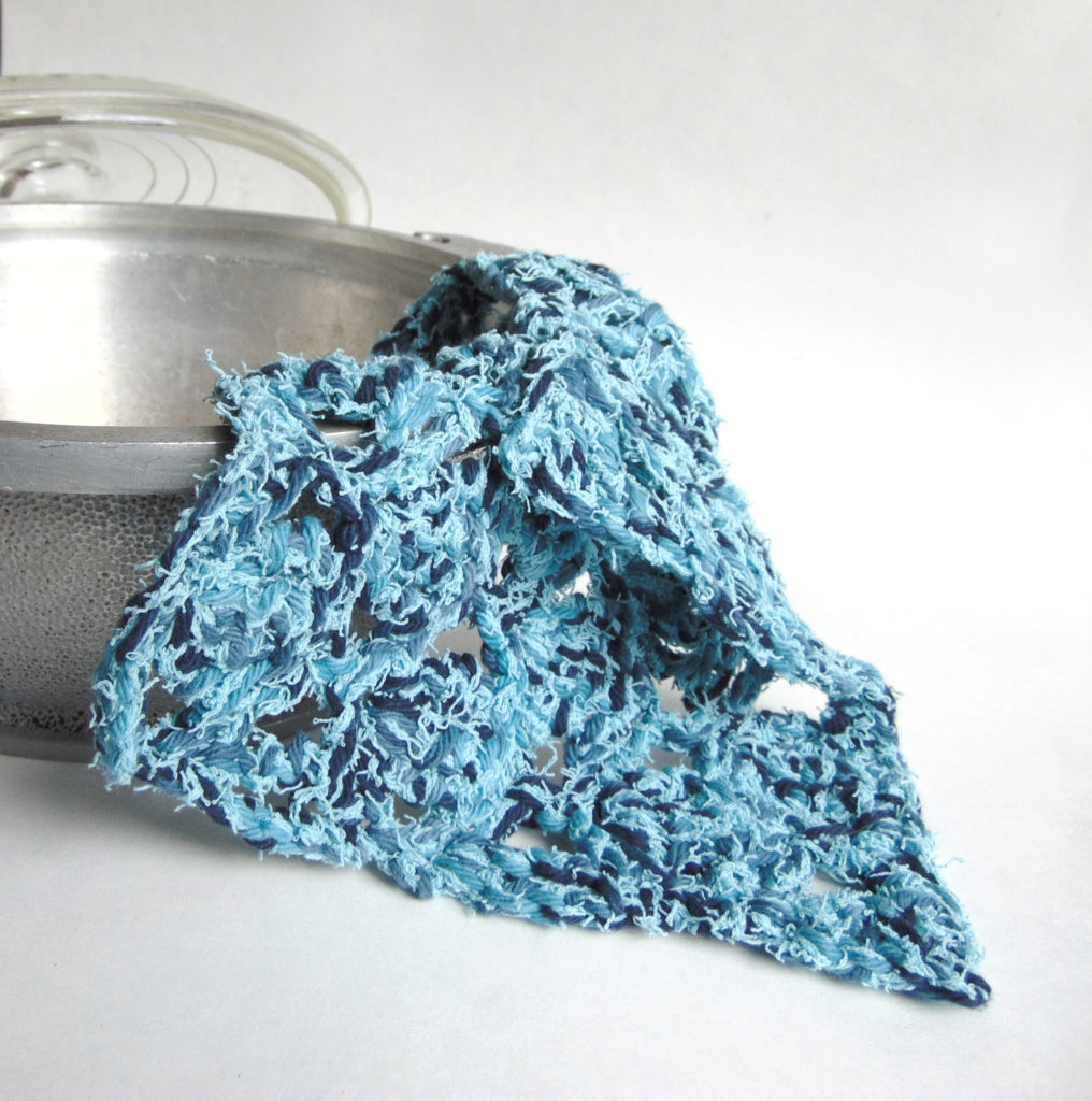 Crochet Open Air Dish Cloth by www.CityFarmhouseStudio.com